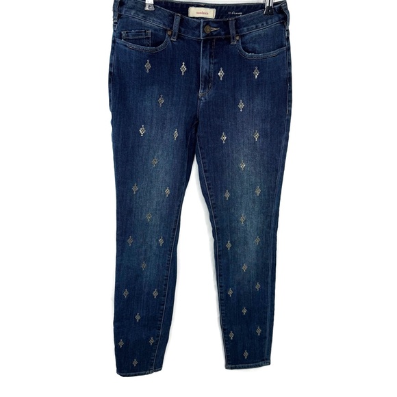Sundance Navy Skinny Jeans with Subtle Accents - Picture 1 of 7